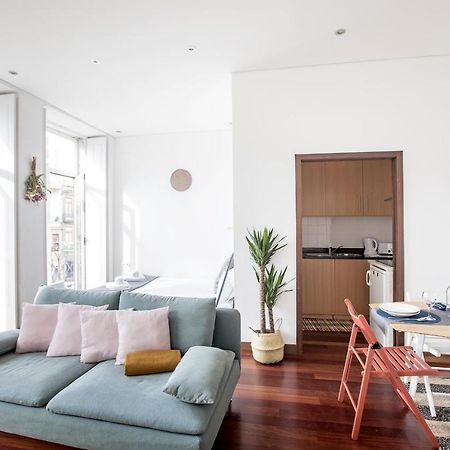 Bonjardim Studio W/ Balcony By Lovelystay Porto Buitenkant foto