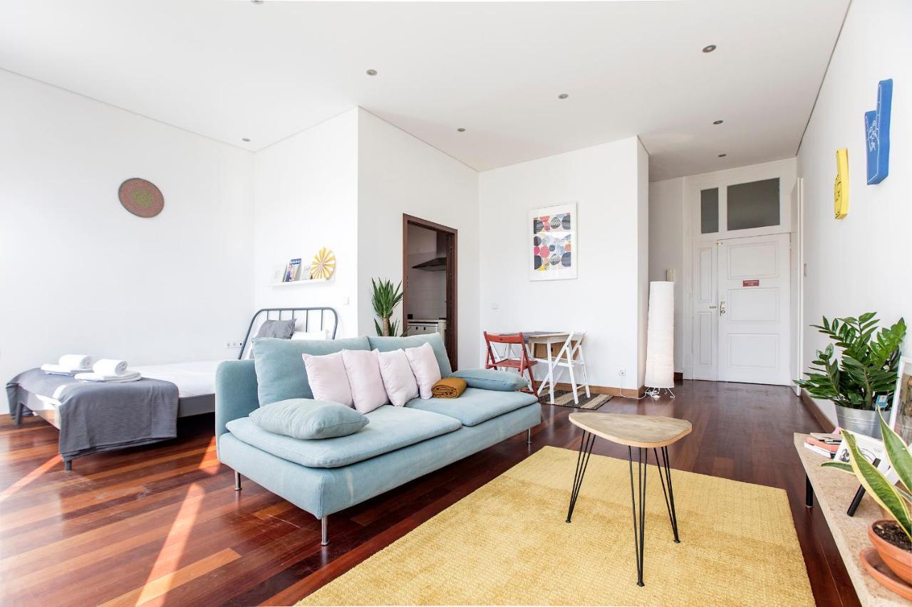 Bonjardim Studio W/ Balcony By Lovelystay Porto Buitenkant foto